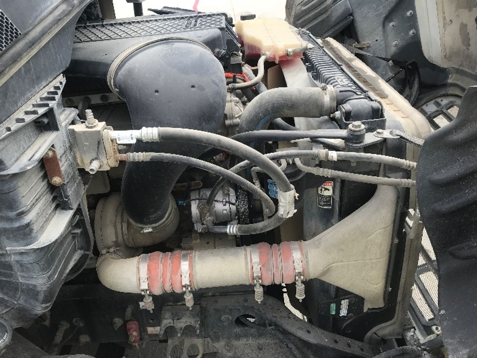 Day Cab Tractor-Heavy Duty Tractors-Freightliner-2019-Cascadia 11364ST-Katy-TX-474,374\n\t\tmiles-$ 33,250 - Image 15