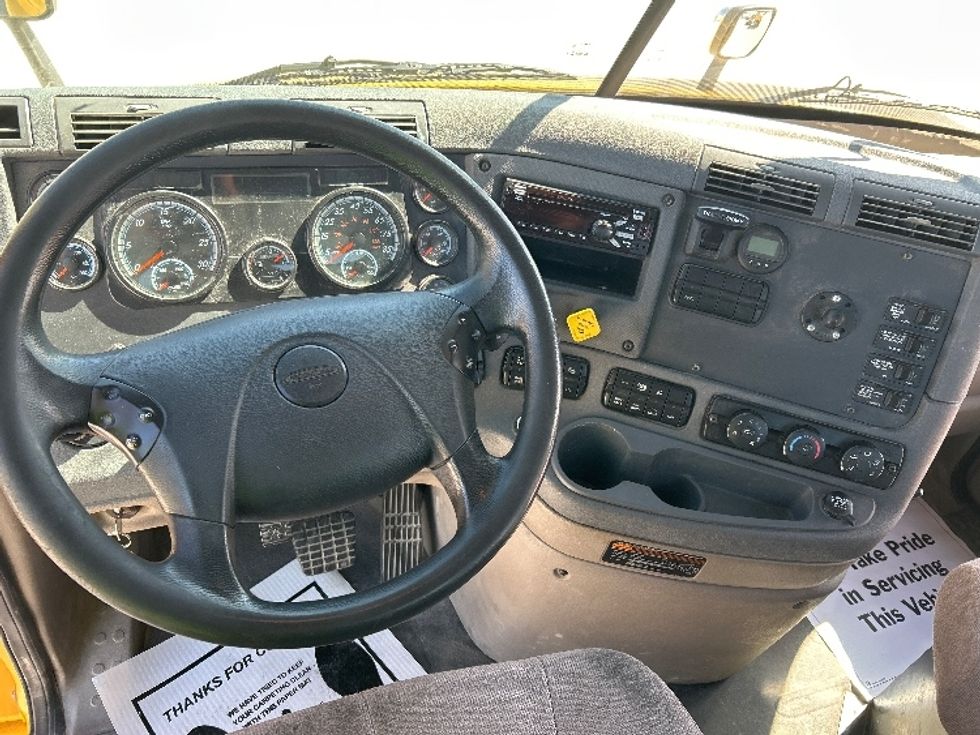 Day Cab Tractor-Heavy Duty Tractors-Freightliner-2019-Cascadia 11364ST-Katy-TX-478,074\n\t\tmiles-$ 38,250 - Image 11