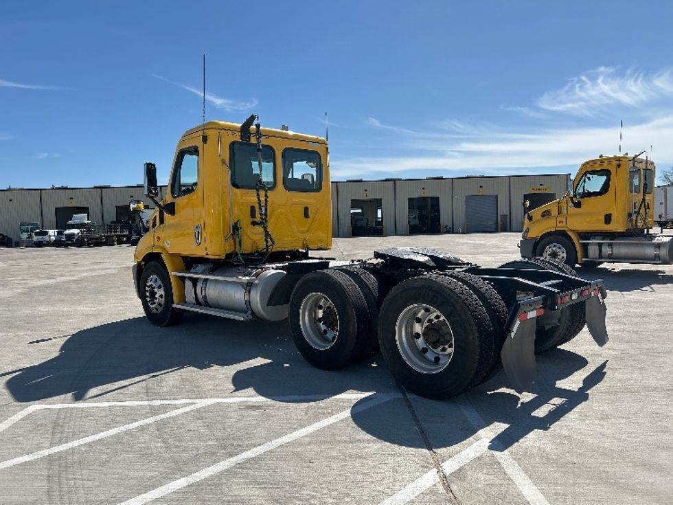 Day Cab Tractor-Heavy Duty Tractors-Freightliner-2019-Cascadia 11364ST-Katy-TX-478,074\n\t\tmiles-$ 38,250 - Image 5