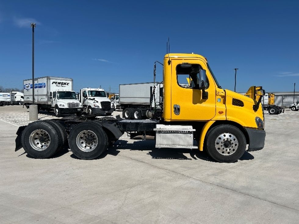 Day Cab Tractor-Heavy Duty Tractors-Freightliner-2019-Cascadia 11364ST-Katy-TX-478,074\n\t\tmiles-$ 38,250 - Image 8