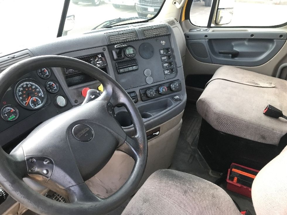 Day Cab Tractor-Heavy Duty Tractors-Freightliner-2019-Cascadia 11364ST-Katy-TX-481,560\n\t\tmiles-$ 36,000 - Image 10