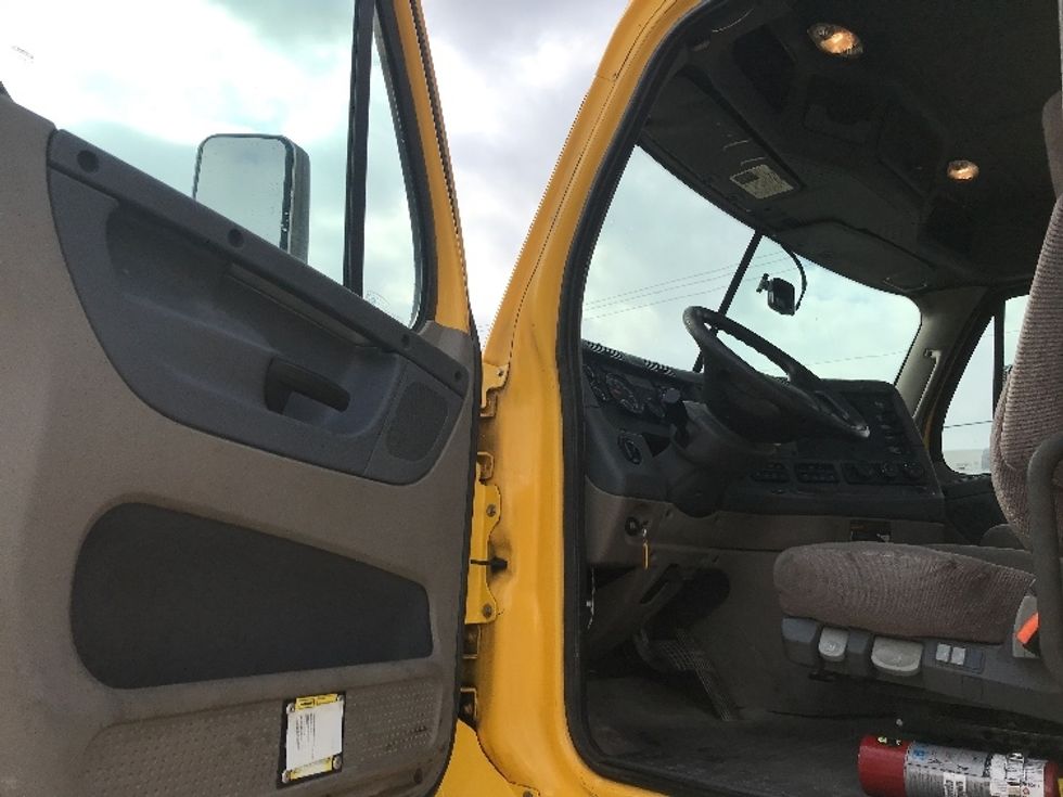 Day Cab Tractor-Heavy Duty Tractors-Freightliner-2019-Cascadia 11364ST-Katy-TX-481,560\n\t\tmiles-$ 36,000 - Image 9