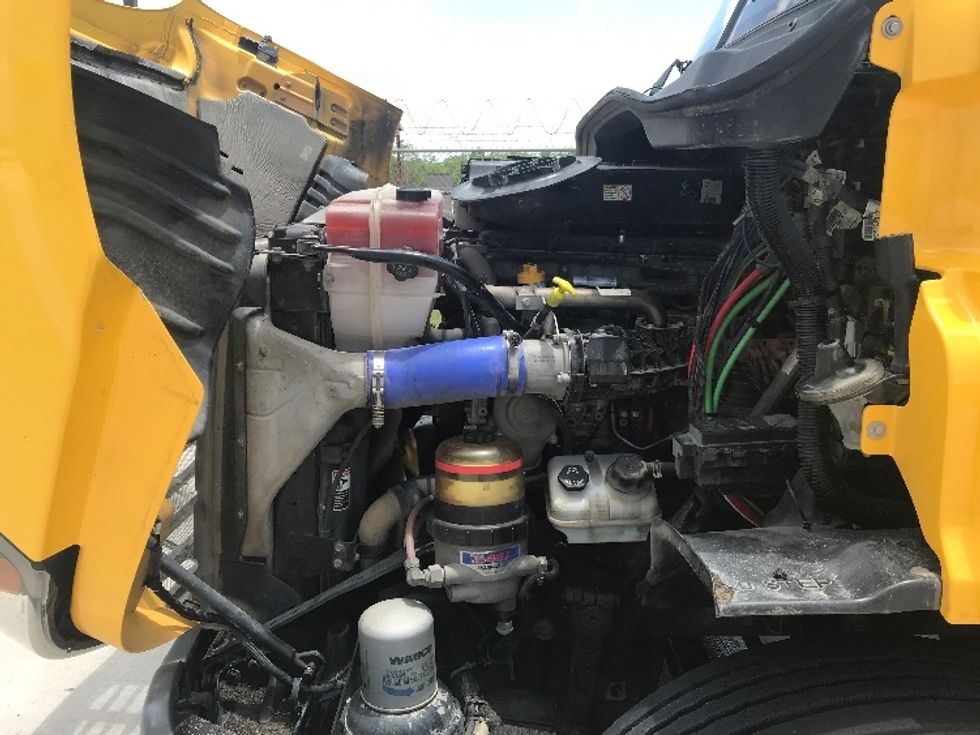 Day Cab Tractor-Heavy Duty Tractors-Freightliner-2019-Cascadia 11364ST-Katy-TX-526,147\n\t\tmiles-$ 29,000 - Image 16