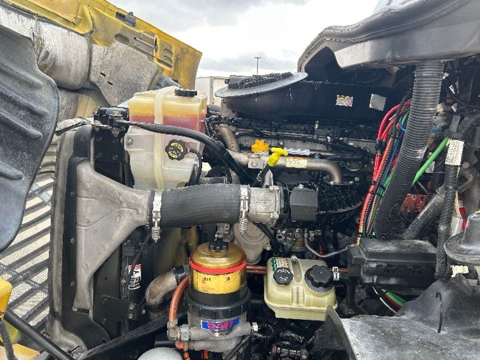 Day Cab Tractor-Heavy Duty Tractors-Freightliner-2019-Cascadia 11364ST-Katy-TX-547,513\n\t\tmiles-$ 25,500 - Image 16