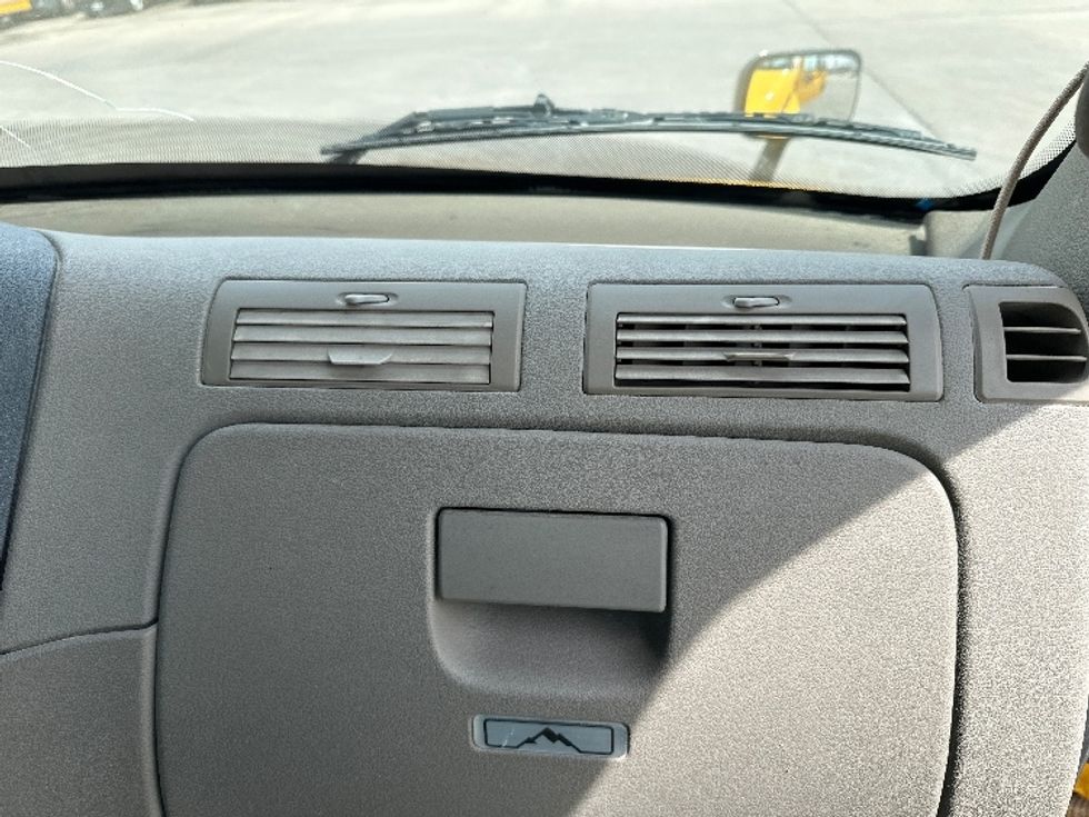 Day Cab Tractor-Heavy Duty Tractors-Freightliner-2019-Cascadia 11364ST-Katy-TX-586,426\n\t\tmiles-$ 25,000 - Image 13