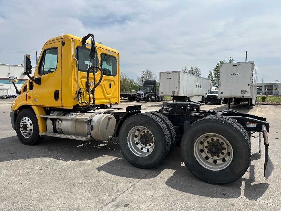 Day Cab Tractor-Heavy Duty Tractors-Freightliner-2019-Cascadia 11364ST-Katy-TX-586,426\n\t\tmiles-$ 25,000 - Image 5
