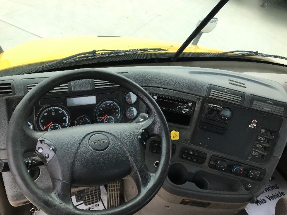 Day Cab Tractor-Heavy Duty Tractors-Freightliner-2019-Cascadia 11364ST-Katy-TX-612,101\n\t\tmiles-$ 27,500 - Image 11