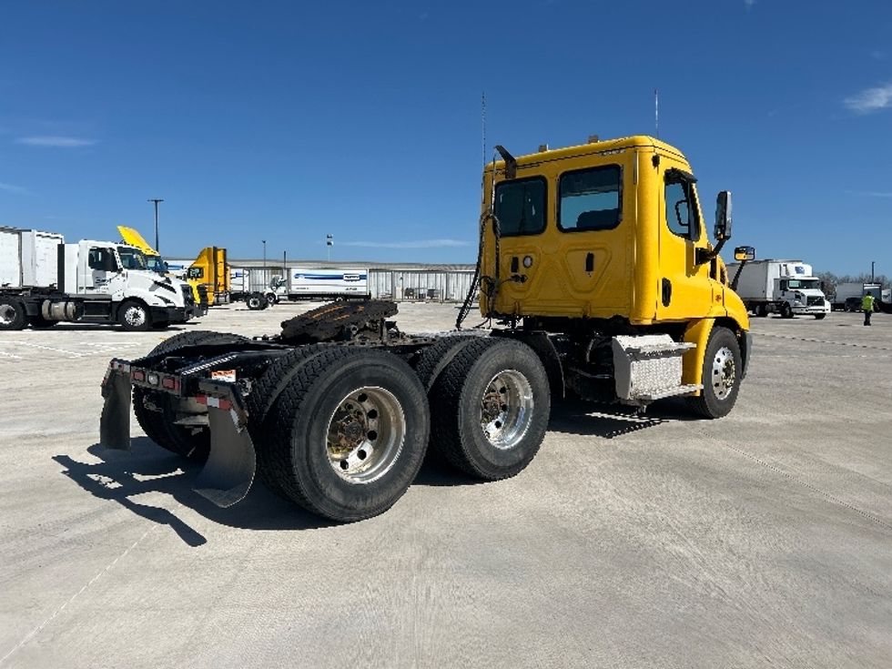 Day Cab Tractor-Heavy Duty Tractors-Freightliner-2019-Cascadia 11364ST-Katy-TX-659,811\n\t\tmiles-$ 27,500 - Image 7