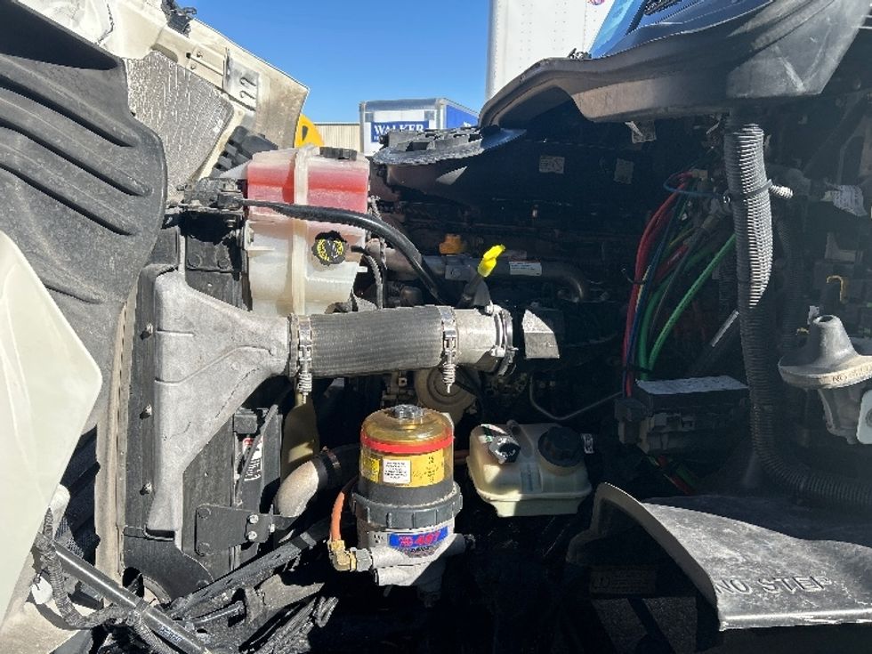 Day Cab Tractor-Heavy Duty Tractors-Freightliner-2019-Cascadia 11364ST-Las Vegas-NV-130,755\n\t\tmiles-$ 56,500 - Image 16