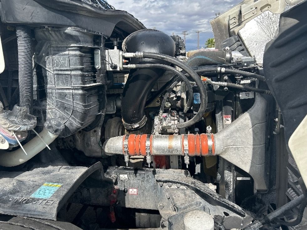 Day Cab Tractor-Heavy Duty Tractors-Freightliner-2019-Cascadia 11364ST-Las Vegas-NV-205,413\n\t\tmiles-$ 52,000 - Image 15