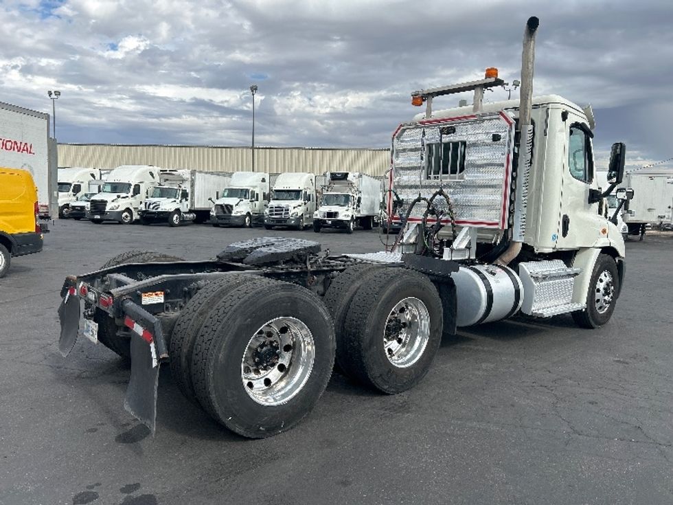 Day Cab Tractor-Heavy Duty Tractors-Freightliner-2019-Cascadia 11364ST-Las Vegas-NV-205,413\n\t\tmiles-$ 52,000 - Image 7
