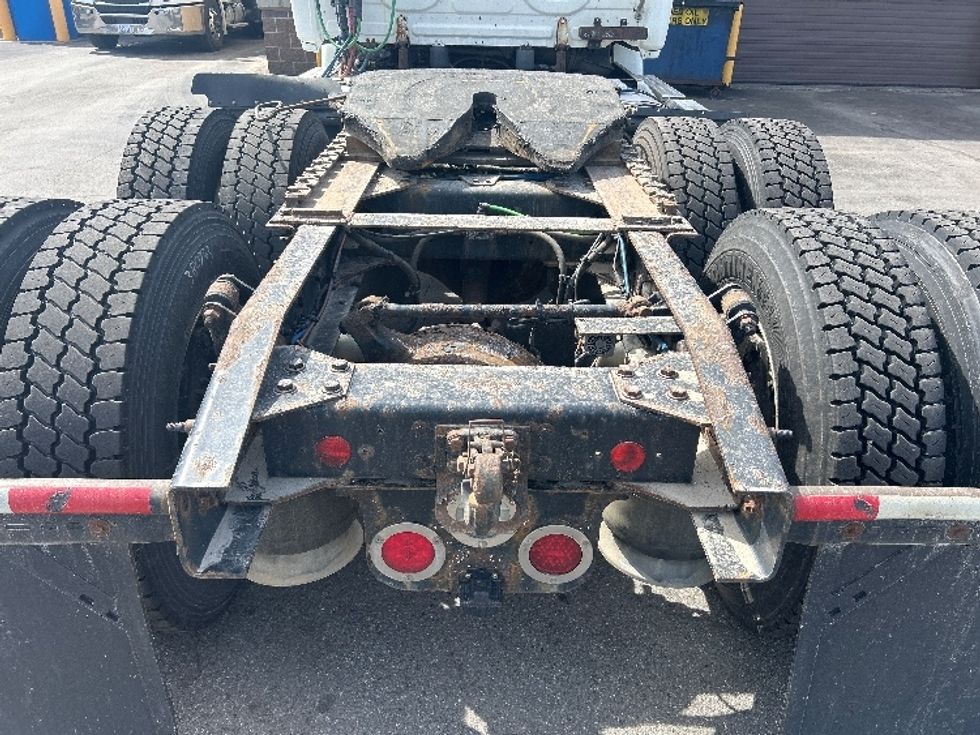 Day Cab Tractor-Heavy Duty Tractors-Freightliner-2019-Cascadia 11364ST-Londonderry-NH-687,547\n\t\tmiles-$ 24,250 - Image 6