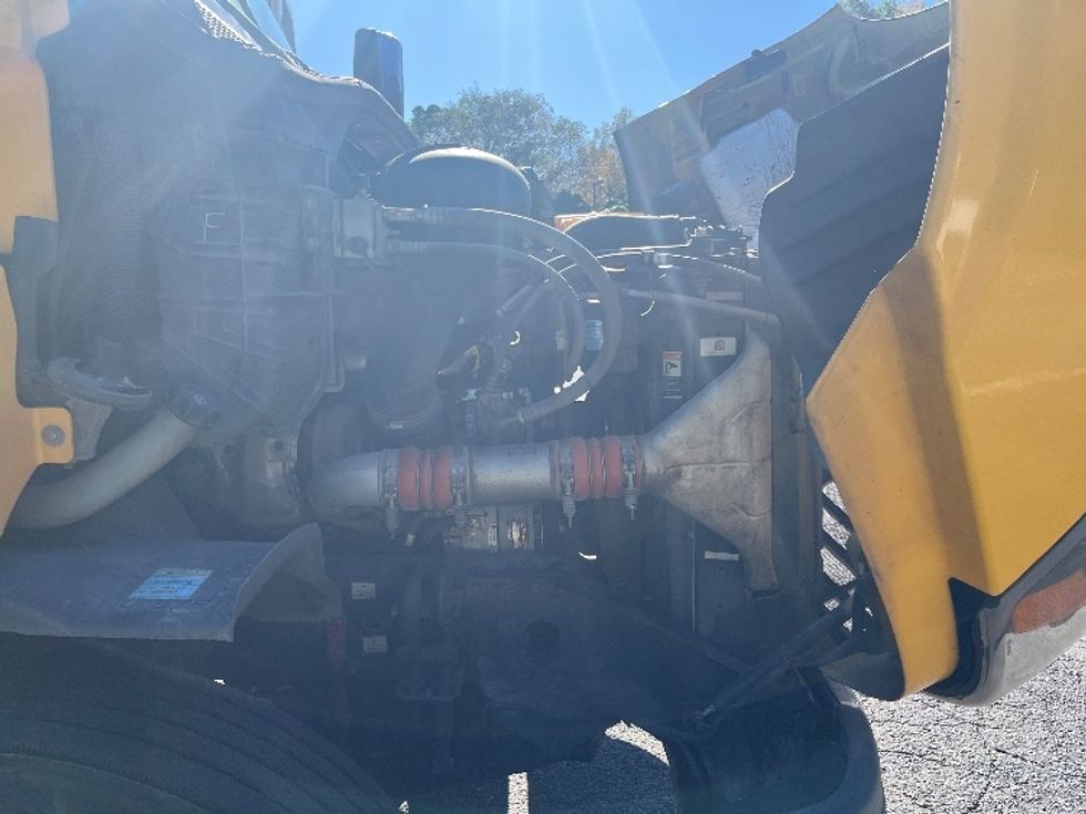 Day Cab Tractor-Heavy Duty Tractors-Freightliner-2019-Cascadia 11364ST-Martinsville-VA-496,968\n\t\tmiles-$ 37,500 - Image 15