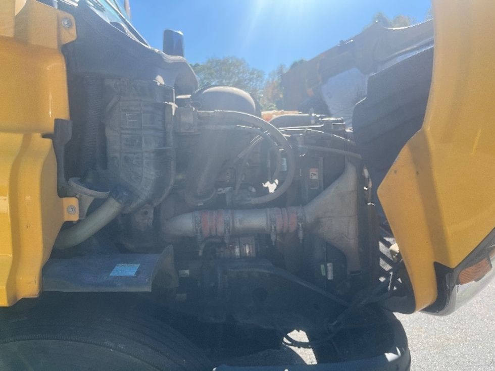 Day Cab Tractor-Heavy Duty Tractors-Freightliner-2019-Cascadia 11364ST-Martinsville-VA-553,708\n\t\tmiles-$ 31,750 - Image 15