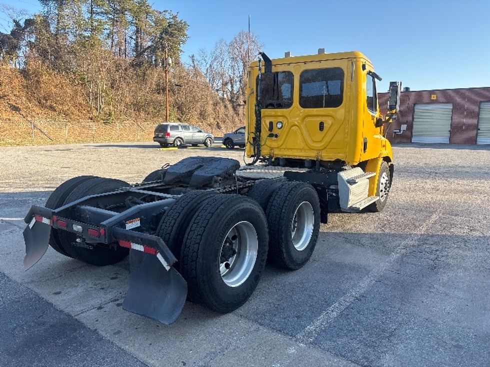 Day Cab Tractor-Heavy Duty Tractors-Freightliner-2019-Cascadia 11364ST-Martinsville-VA-567,968\n\t\tmiles-$ 24,750 - Image 7