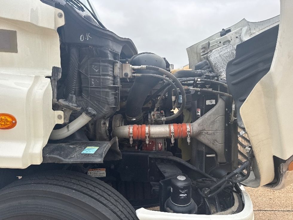 Day Cab Tractor-Heavy Duty Tractors-Freightliner-2019-Cascadia 11364ST-Memphis-TN-118,000\n\t\tmiles-$ 53,000 - Image 15