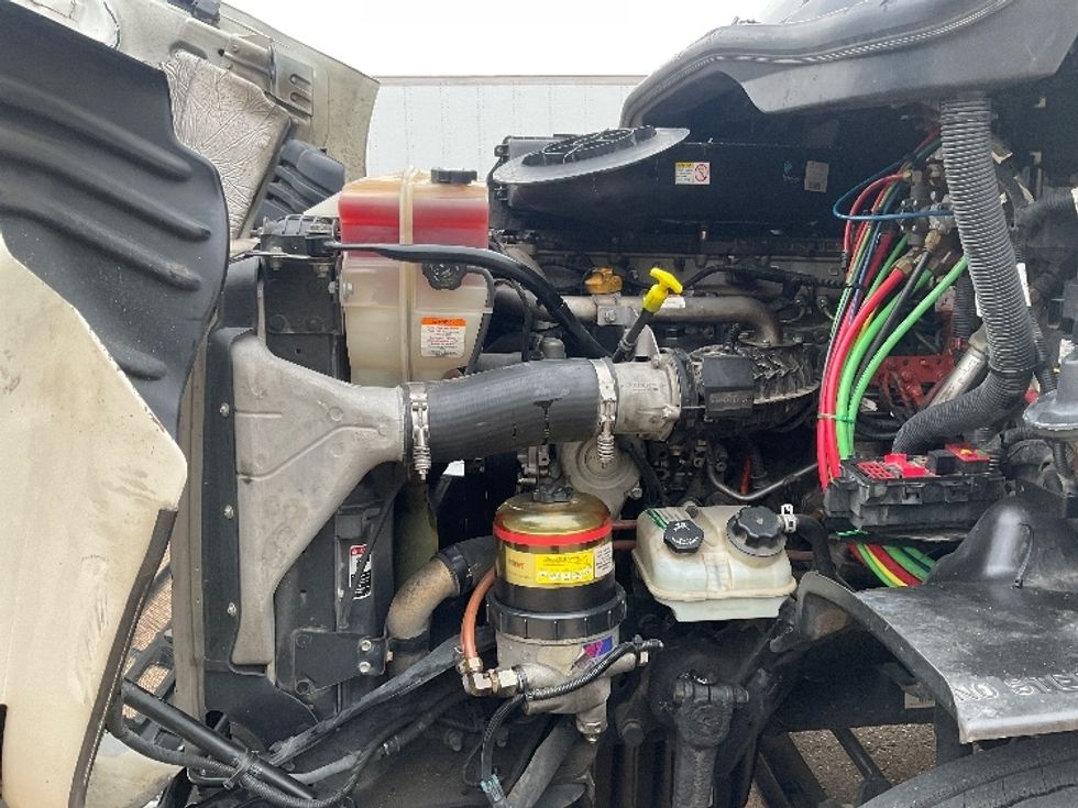 Day Cab Tractor-Heavy Duty Tractors-Freightliner-2019-Cascadia 11364ST-Memphis-TN-139,571\n\t\tmiles-$ 53,000 - Image 16