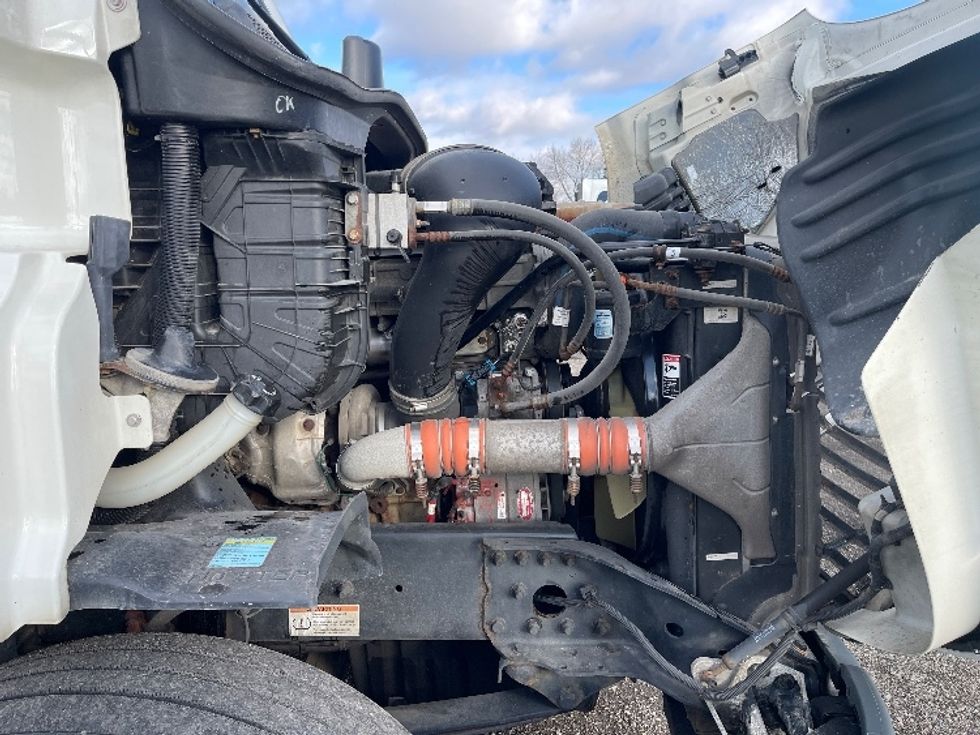 Day Cab Tractor-Heavy Duty Tractors-Freightliner-2019-Cascadia 11364ST-Middlefield-OH-350,111\n\t\tmiles-$ 43,750 - Image 15