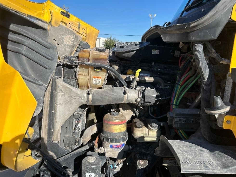 Day Cab Tractor-Heavy Duty Tractors-Freightliner-2019-Cascadia 11364ST-Oklahoma City-OK-525,507\n\t\tmiles-$ 26,500 - Image 15