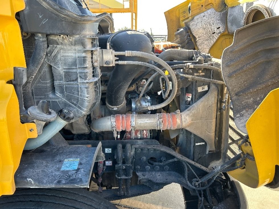 Day Cab Tractor-Heavy Duty Tractors-Freightliner-2019-Cascadia 11364ST-Oklahoma City-OK-525,507\n\t\tmiles-$ 26,500 - Image 16