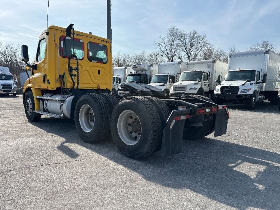 Day Cab Tractor-Heavy Duty Tractors-Freightliner-2019-Cascadia 11364ST-Parsippany-NJ-432,075\n\t\tmiles-$ 36,250 - Image 5