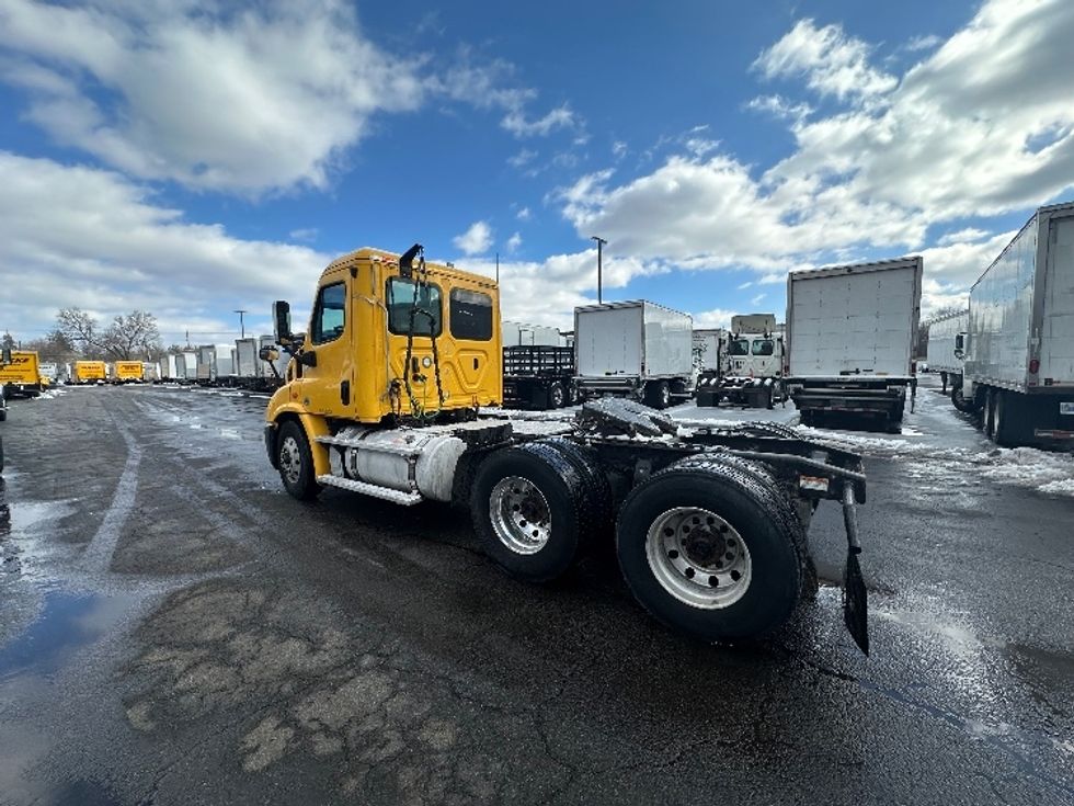 Day Cab Tractor-Heavy Duty Tractors-Freightliner-2019-Cascadia 11364ST-Parsippany-NJ-492,807\n\t\tmiles-$ 33,250 - Image 5