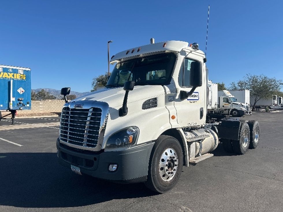 Day Cab Tractor-Heavy Duty Tractors-Freightliner-2019-Cascadia 11364ST-Phoenix-AZ-238,181\n\t\tmiles-$ 42,500 - Image 3