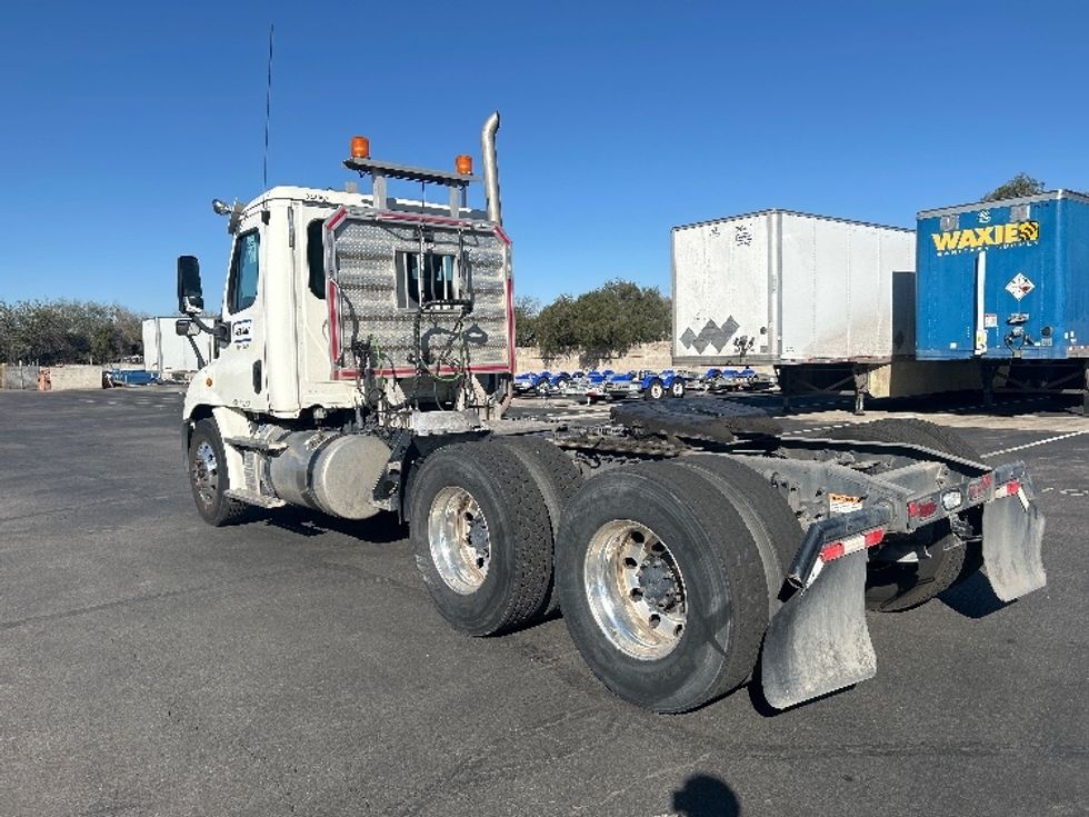 Day Cab Tractor-Heavy Duty Tractors-Freightliner-2019-Cascadia 11364ST-Phoenix-AZ-238,181\n\t\tmiles-$ 42,500 - Image 5