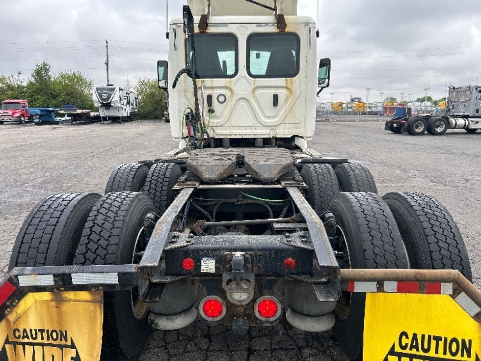 Day Cab Tractor-Heavy Duty Tractors-Freightliner-2019-Cascadia 11364ST-Piqua-OH-434,671\n\t\tmiles-$ 30,750 - Image 6