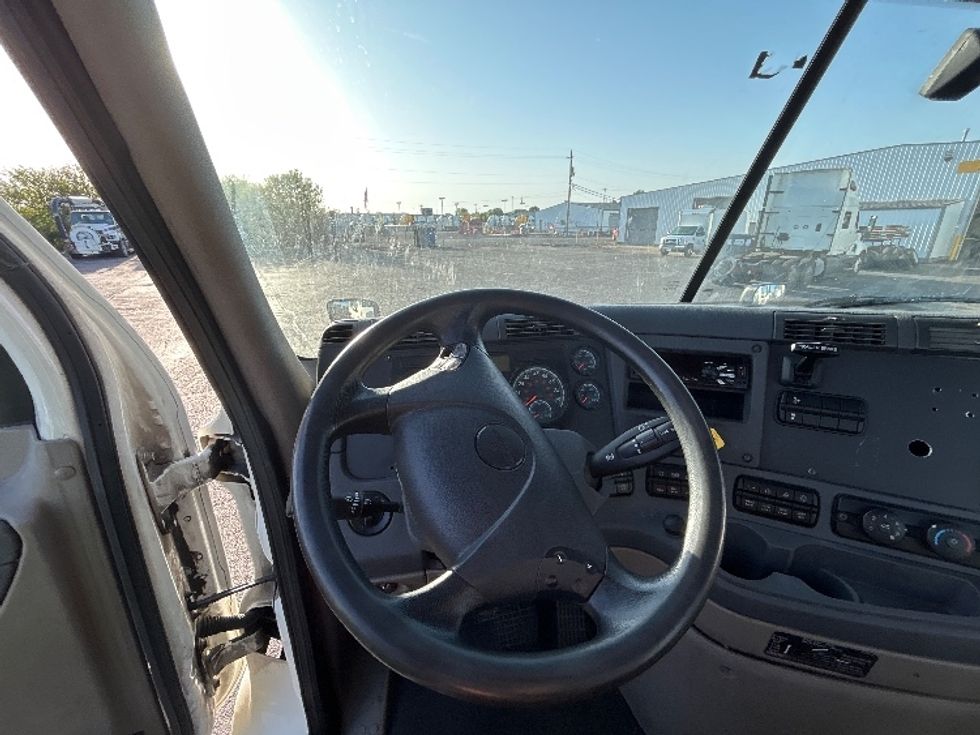 Day Cab Tractor-Heavy Duty Tractors-Freightliner-2019-Cascadia 11364ST-Piqua-OH-499,678\n\t\tmiles-$ 30,000 - Image 11