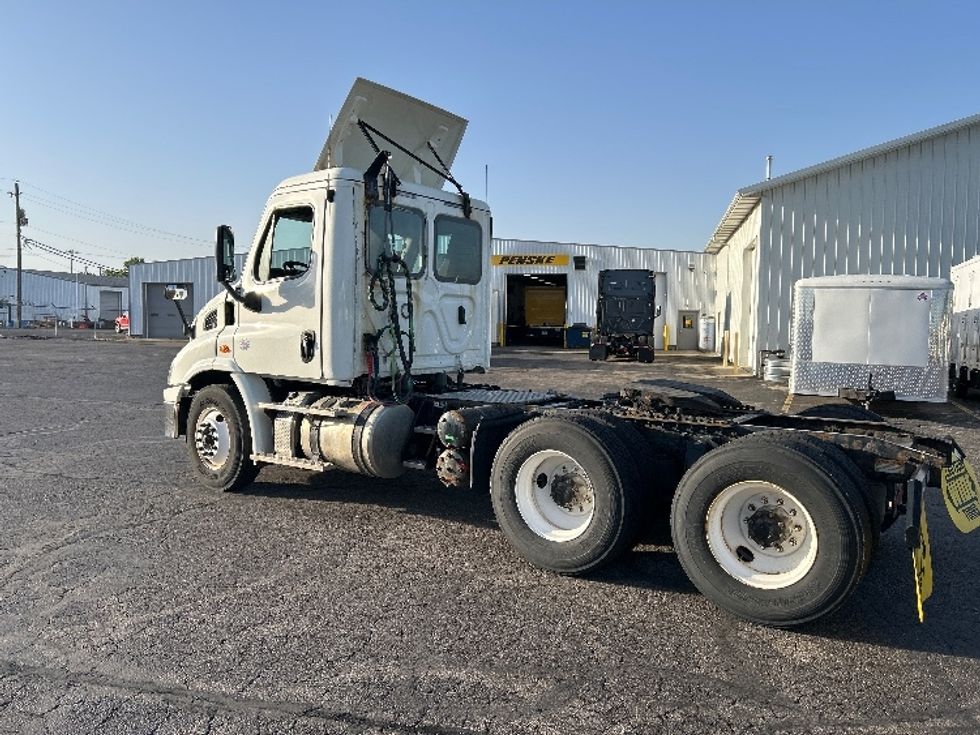 Day Cab Tractor-Heavy Duty Tractors-Freightliner-2019-Cascadia 11364ST-Piqua-OH-499,678\n\t\tmiles-$ 30,000 - Image 5