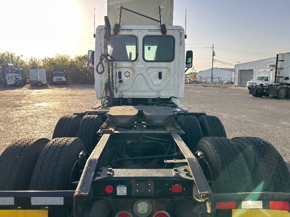 Day Cab Tractor-Heavy Duty Tractors-Freightliner-2019-Cascadia 11364ST-Piqua-OH-499,678\n\t\tmiles-$ 30,000 - Image 6