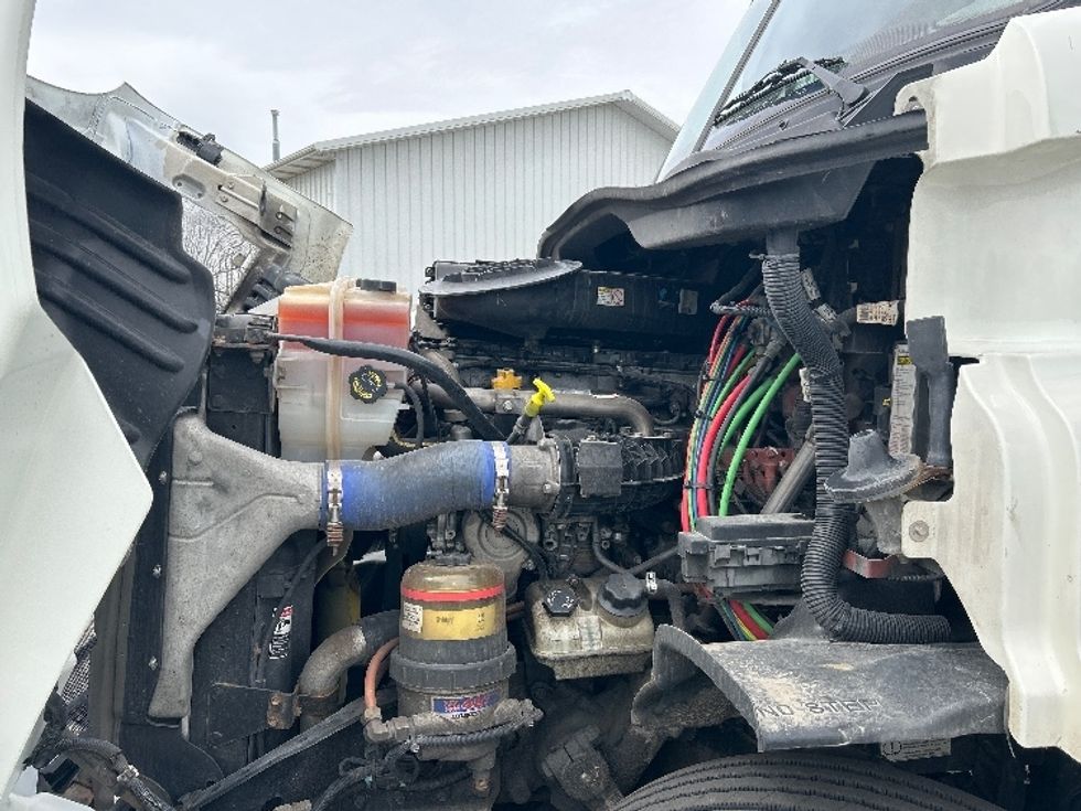Day Cab Tractor-Heavy Duty Tractors-Freightliner-2019-Cascadia 11364ST-Piqua-OH-534,498\n\t\tmiles-$ 28,250 - Image 16