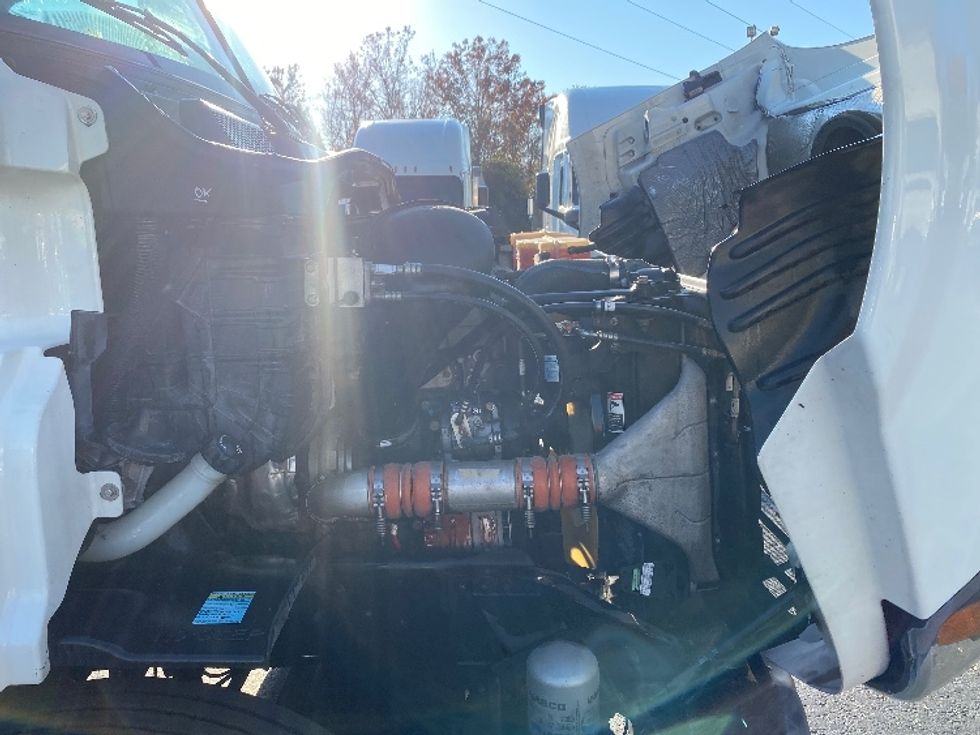 Day Cab Tractor-Heavy Duty Tractors-Freightliner-2019-Cascadia 11364ST-Prince George-VA-137,535\n\t\tmiles-$ 51,500 - Image 15