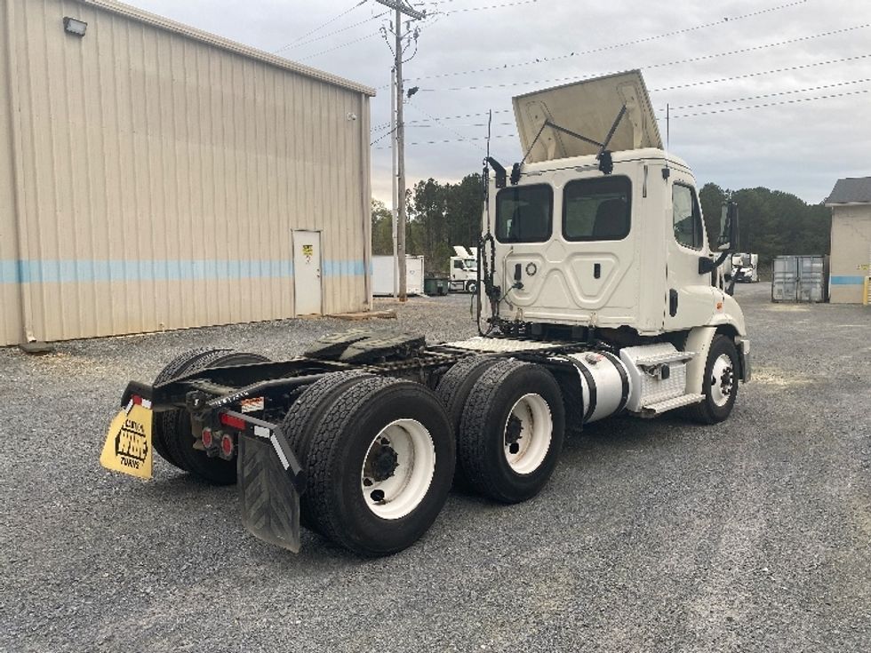 Day Cab Tractor-Heavy Duty Tractors-Freightliner-2019-Cascadia 11364ST-Resaca-GA-271,847\n\t\tmiles-$ 47,750 - Image 7