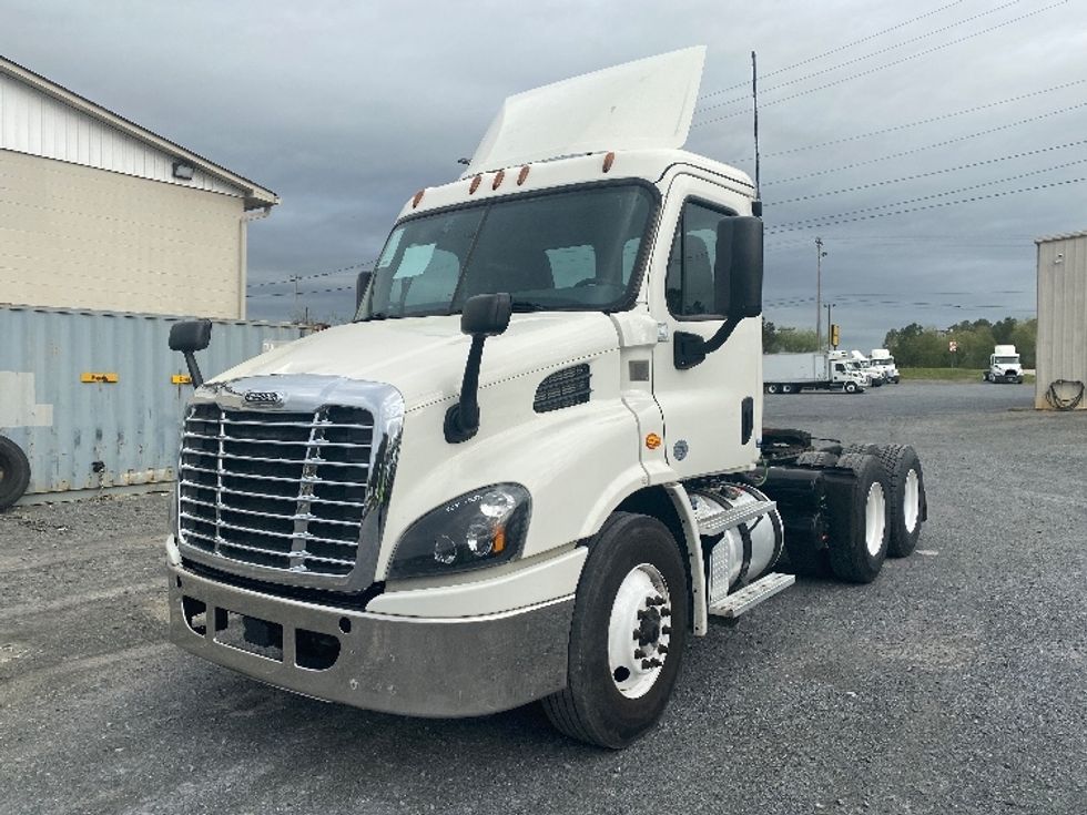 Day Cab Tractor-Heavy Duty Tractors-Freightliner-2019-Cascadia 11364ST-Resaca-GA-307,250\n\t\tmiles-$ 45,250 - Image 3