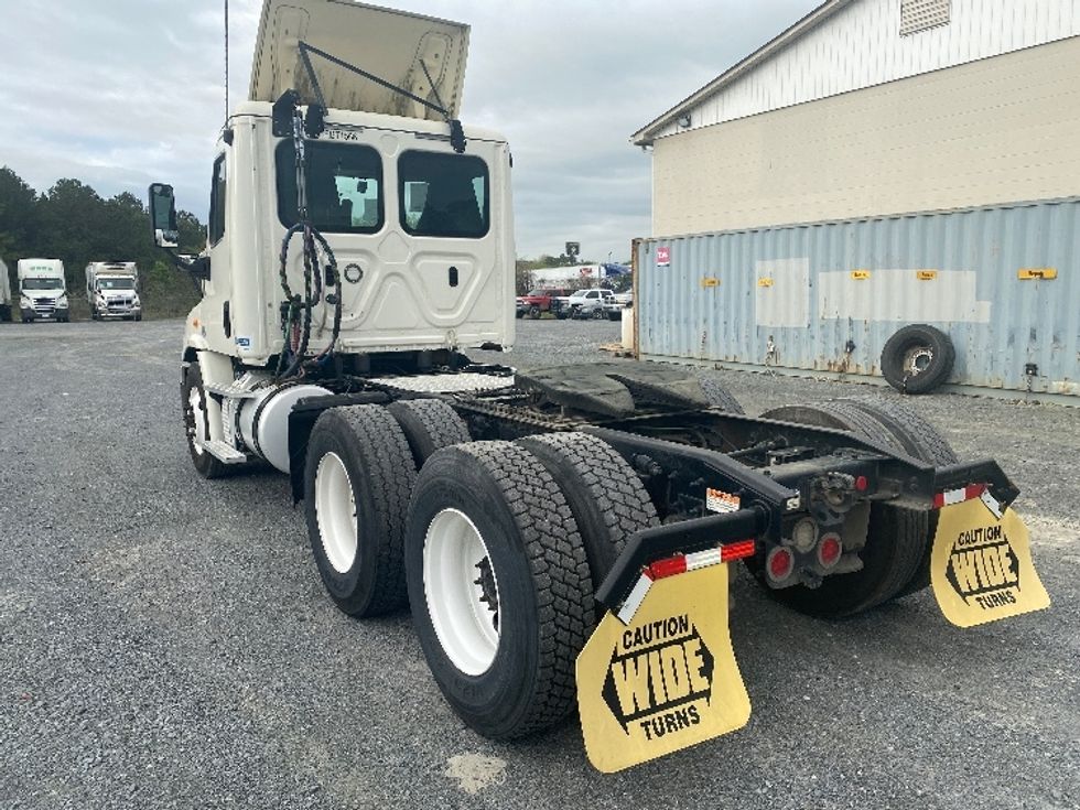 Day Cab Tractor-Heavy Duty Tractors-Freightliner-2019-Cascadia 11364ST-Resaca-GA-307,250\n\t\tmiles-$ 45,250 - Image 5
