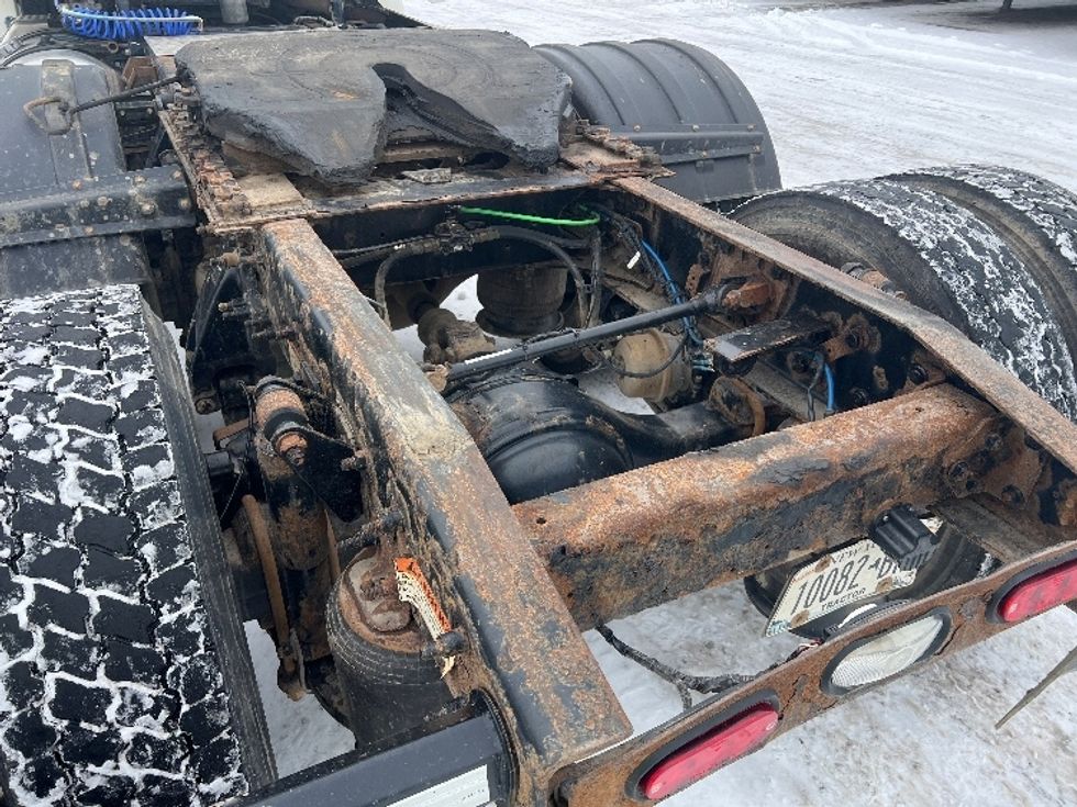 Day Cab Tractor-Heavy Duty Tractors-Freightliner-2019-Cascadia 11364ST-Rochester-NY-146,277\n\t\tmiles-$ 46,250 - Image 19