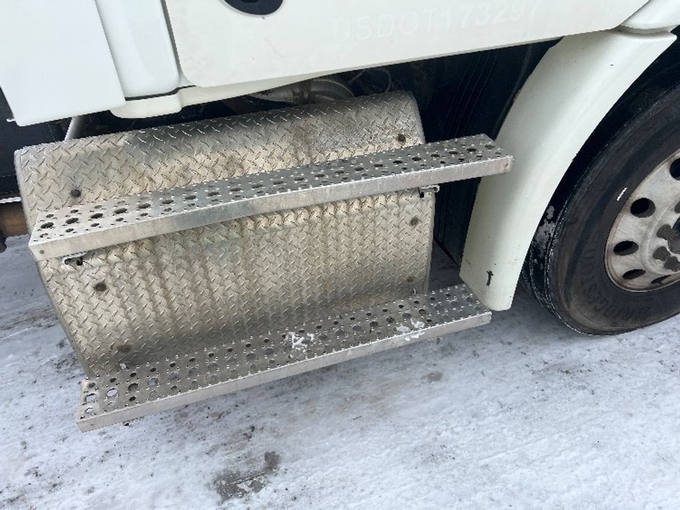 Day Cab Tractor-Heavy Duty Tractors-Freightliner-2019-Cascadia 11364ST-Rochester-NY-146,277\n\t\tmiles-$ 46,250 - Image 21