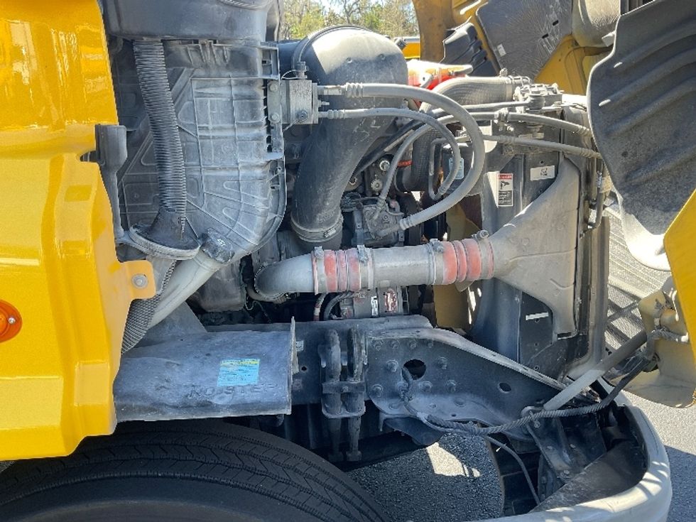 Day Cab Tractor-Heavy Duty Tractors-Freightliner-2019-Cascadia 11364ST-Tampa-FL-474,044\n\t\tmiles-$ 35,500 - Image 15