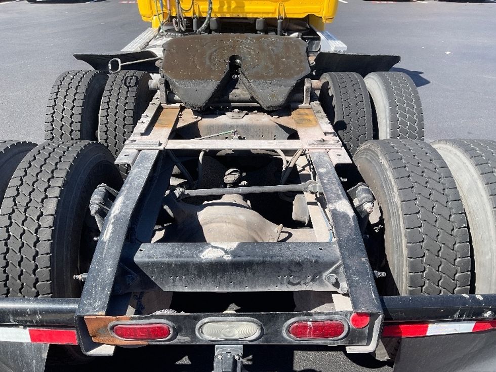 Day Cab Tractor-Heavy Duty Tractors-Freightliner-2019-Cascadia 11364ST-Tampa-FL-474,044\n\t\tmiles-$ 35,500 - Image 6