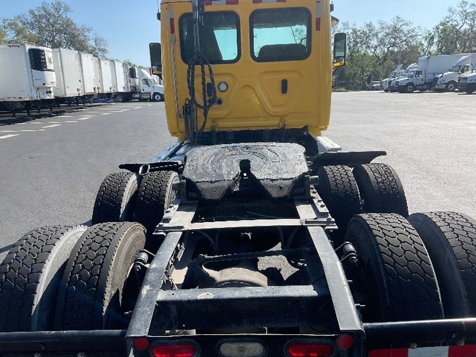 Day Cab Tractor-Heavy Duty Tractors-Freightliner-2019-Cascadia 11364ST-Tampa-FL-482,226\n\t\tmiles-$ 28,000 - Image 6