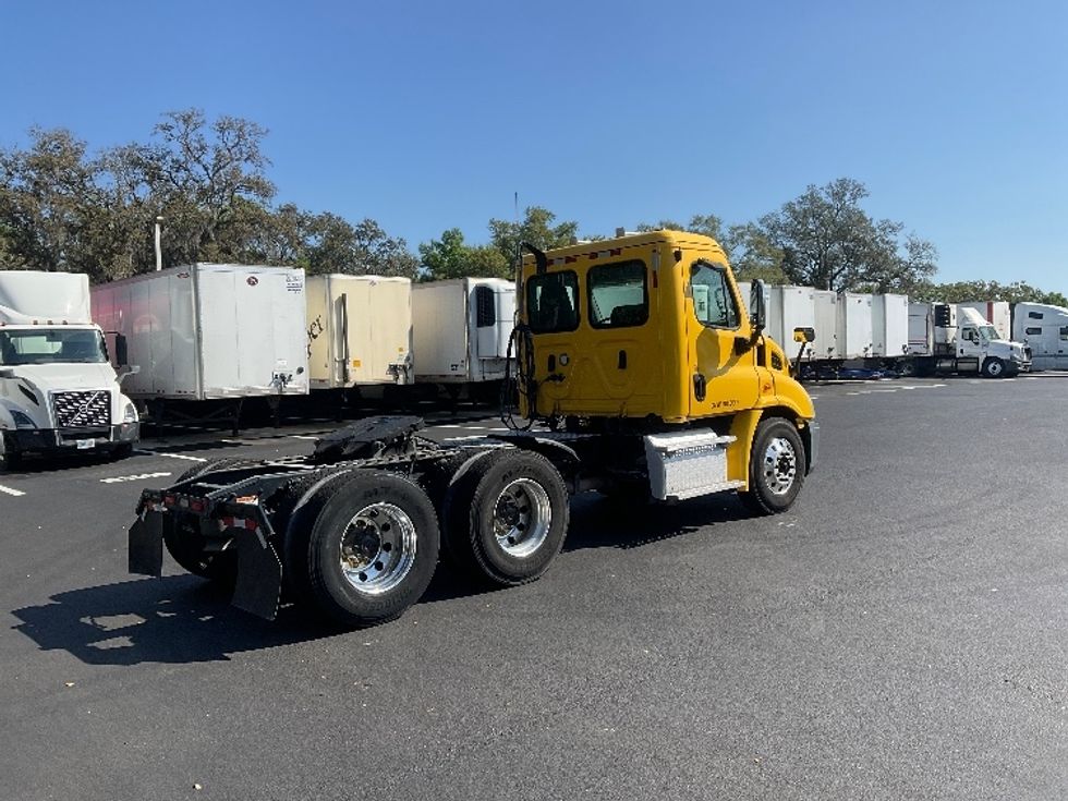 Day Cab Tractor-Heavy Duty Tractors-Freightliner-2019-Cascadia 11364ST-Tampa-FL-482,226\n\t\tmiles-$ 28,000 - Image 7