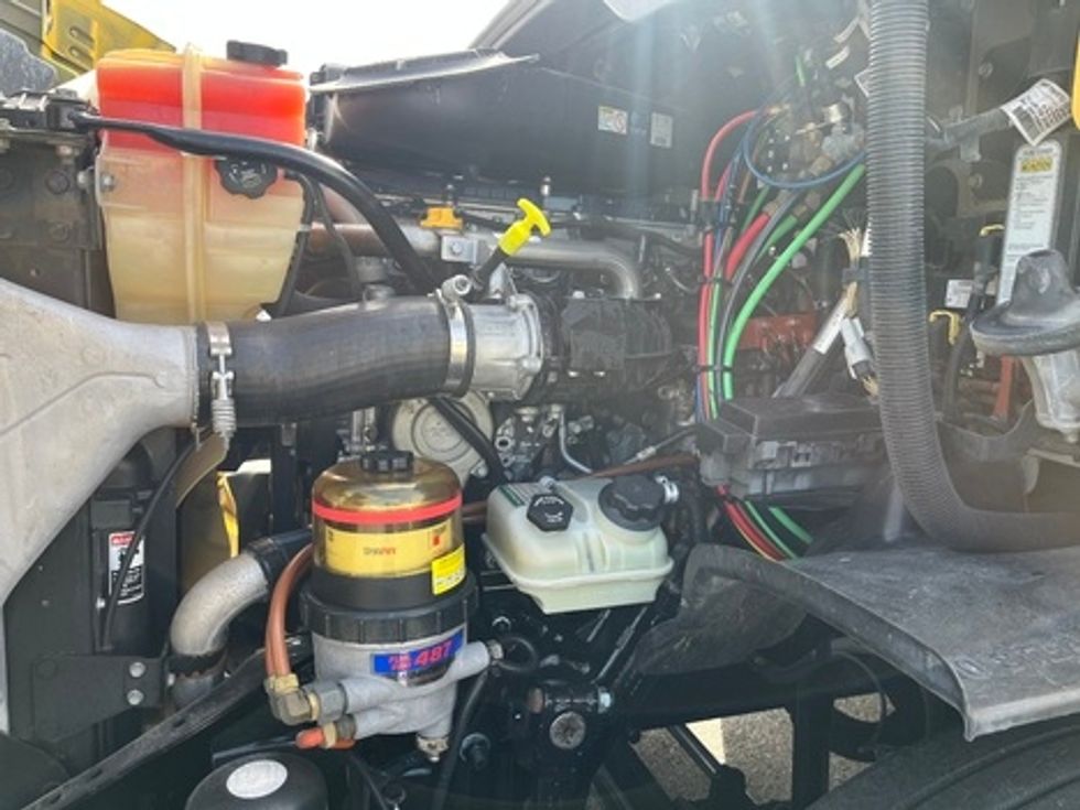 Day Cab Tractor-Heavy Duty Tractors-Freightliner-2019-Cascadia 11364ST-Torrance-CA-303,710\n\t\tmiles-$ 37,750 - Image 20