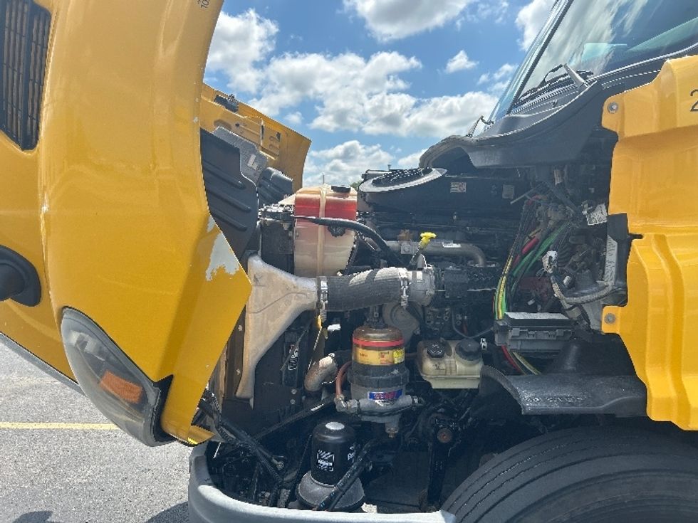 Day Cab Tractor-Heavy Duty Tractors-Freightliner-2019-Cascadia 11364ST-Tulsa-OK-267,031\n\t\tmiles-$ 39,250 - Image 16