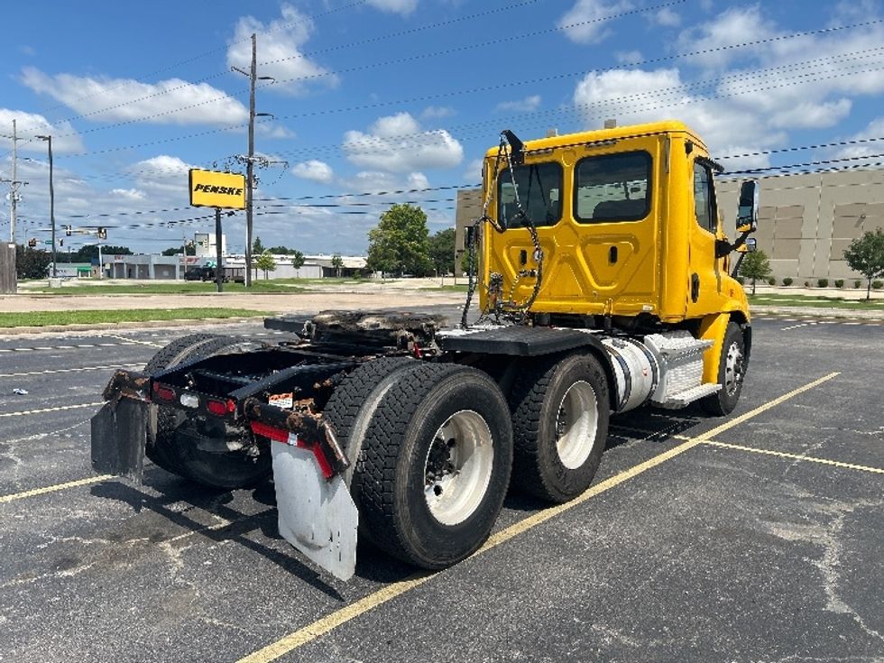 Day Cab Tractor-Heavy Duty Tractors-Freightliner-2019-Cascadia 11364ST-Tulsa-OK-267,031\n\t\tmiles-$ 39,250 - Image 7