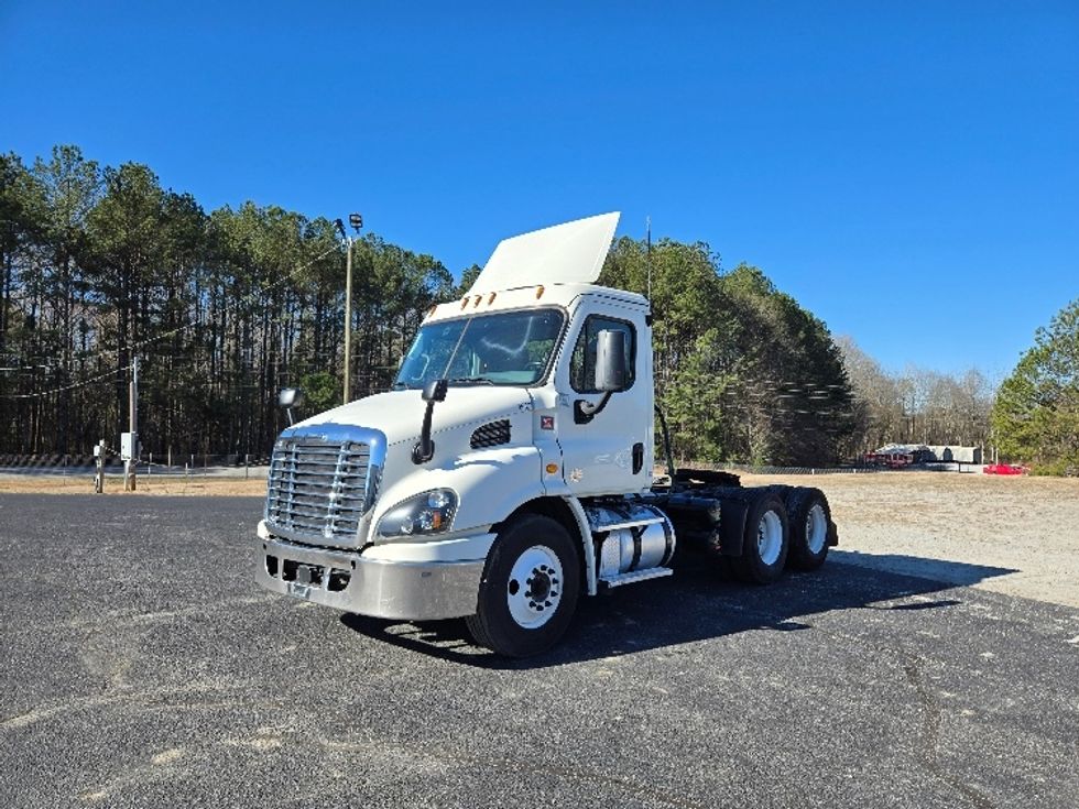 Day Cab Tractor-Heavy Duty Tractors-Freightliner-2019-Cascadia 11364ST-Villa Rica-GA-273,319\n\t\tmiles-$ 48,250 - Image 3