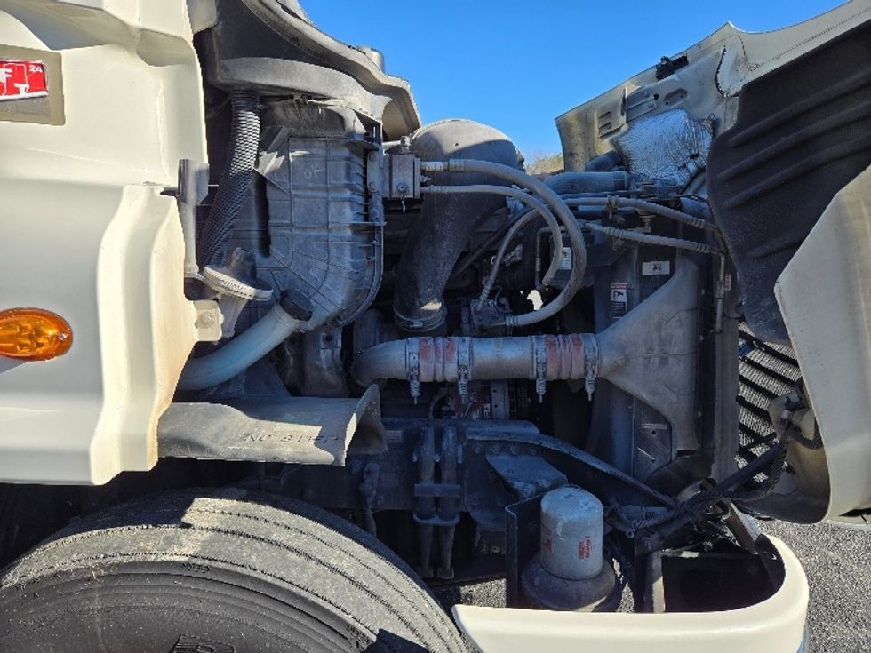 Day Cab Tractor-Heavy Duty Tractors-Freightliner-2019-Cascadia 11364ST-Villa Rica-GA-353,458\n\t\tmiles-$ 44,250 - Image 15