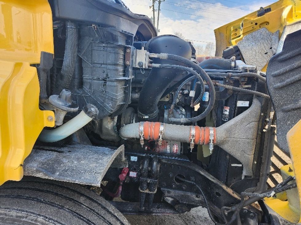 Day Cab Tractor-Heavy Duty Tractors-Freightliner-2019-Cascadia 11364ST-Wabash-IN-520,439\n\t\tmiles-$ 30,750 - Image 15