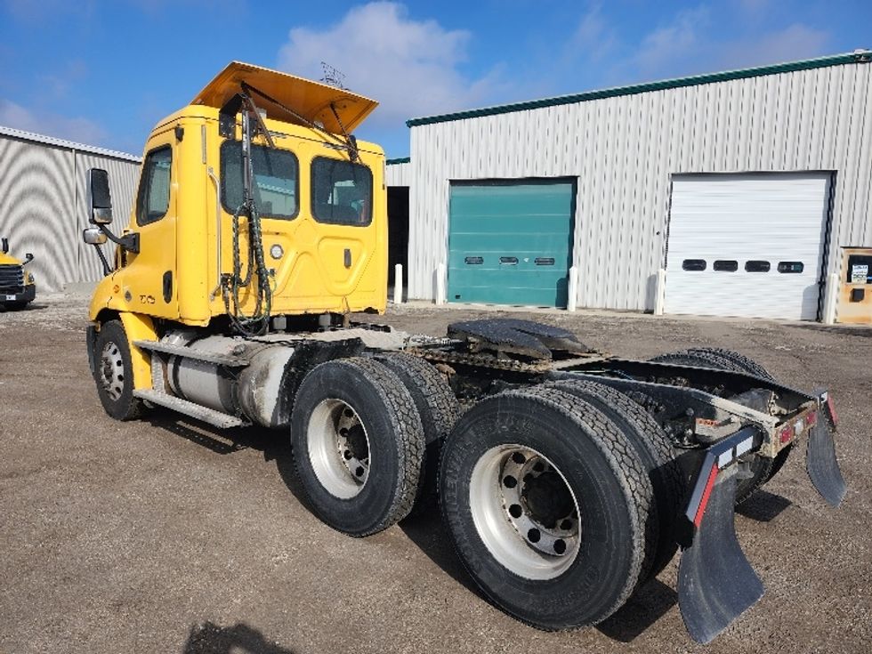 Day Cab Tractor-Heavy Duty Tractors-Freightliner-2019-Cascadia 11364ST-Wabash-IN-552,680\n\t\tmiles-$ 27,750 - Image 5